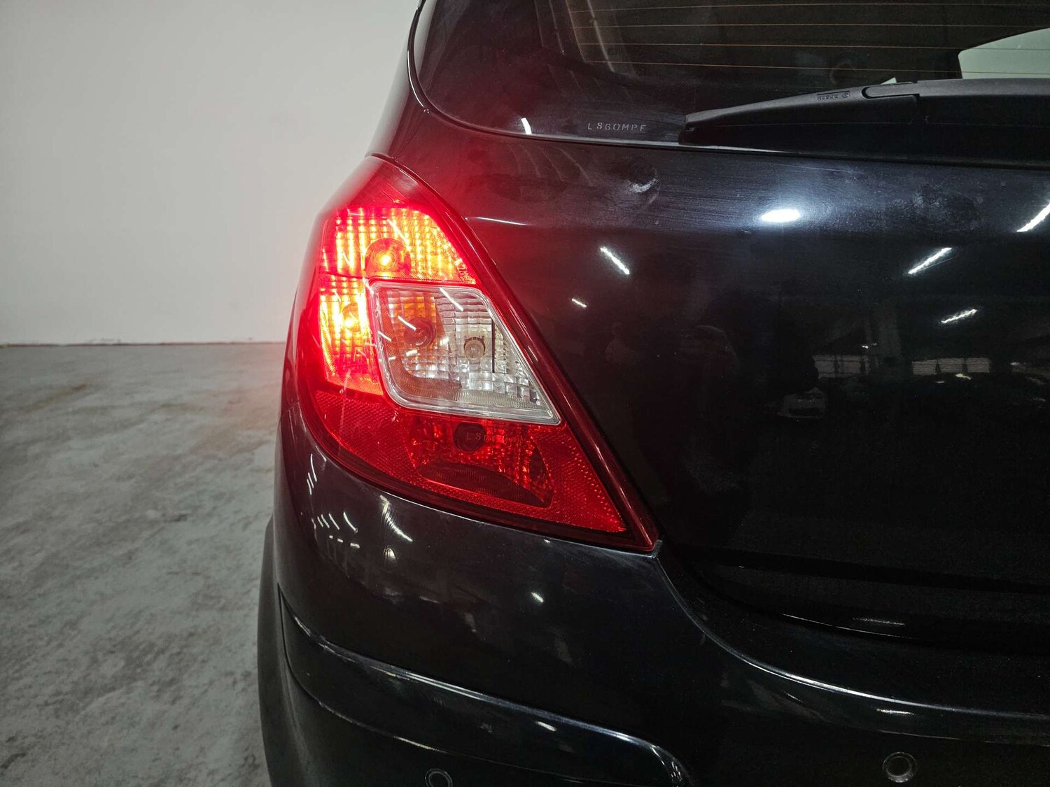 Used Vauxhall Corsa 2010 for sale - 77905829: Photo 93