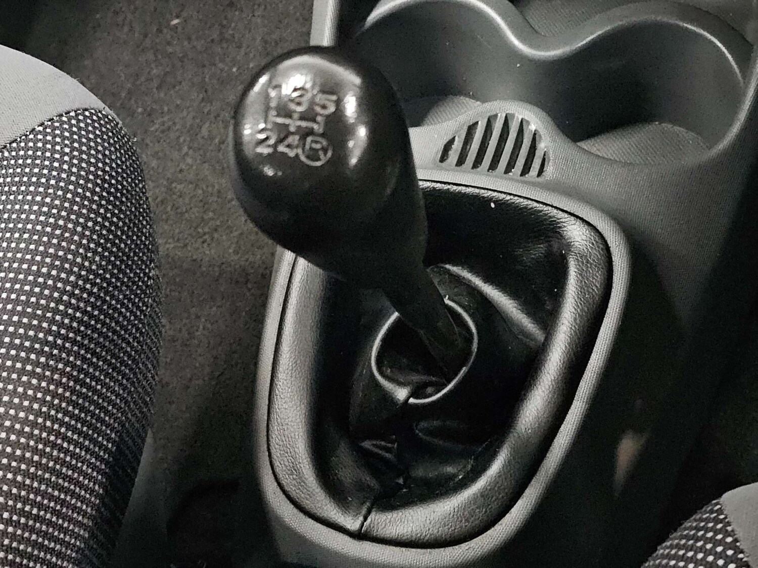 Used Peugeot 107 2008 for sale - 77905843: Photo 38