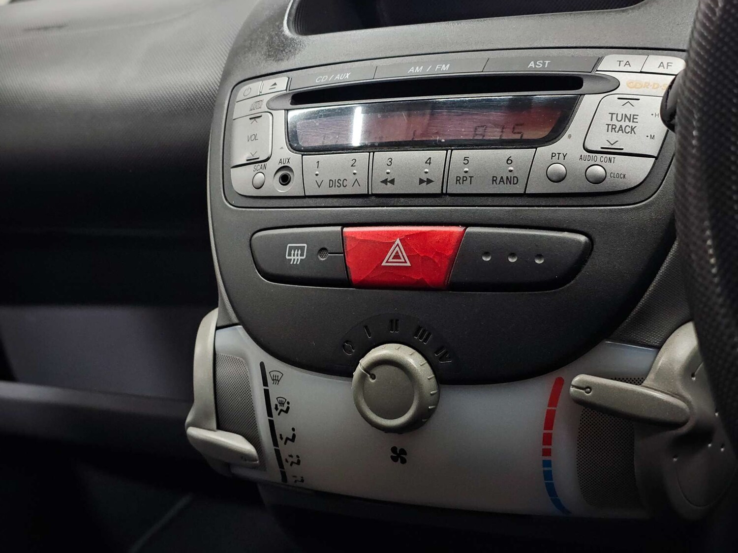 Used Peugeot 107 2008 for sale - 77905843: Photo 74