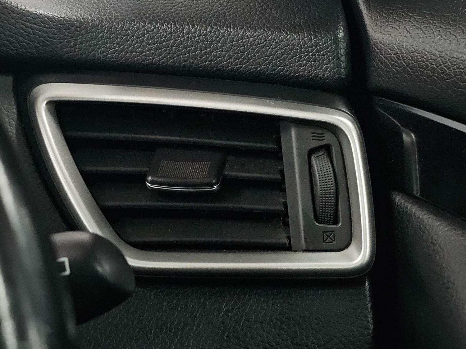 Used Nissan Qashqai 2014 for sale - 77905826: Photo 63