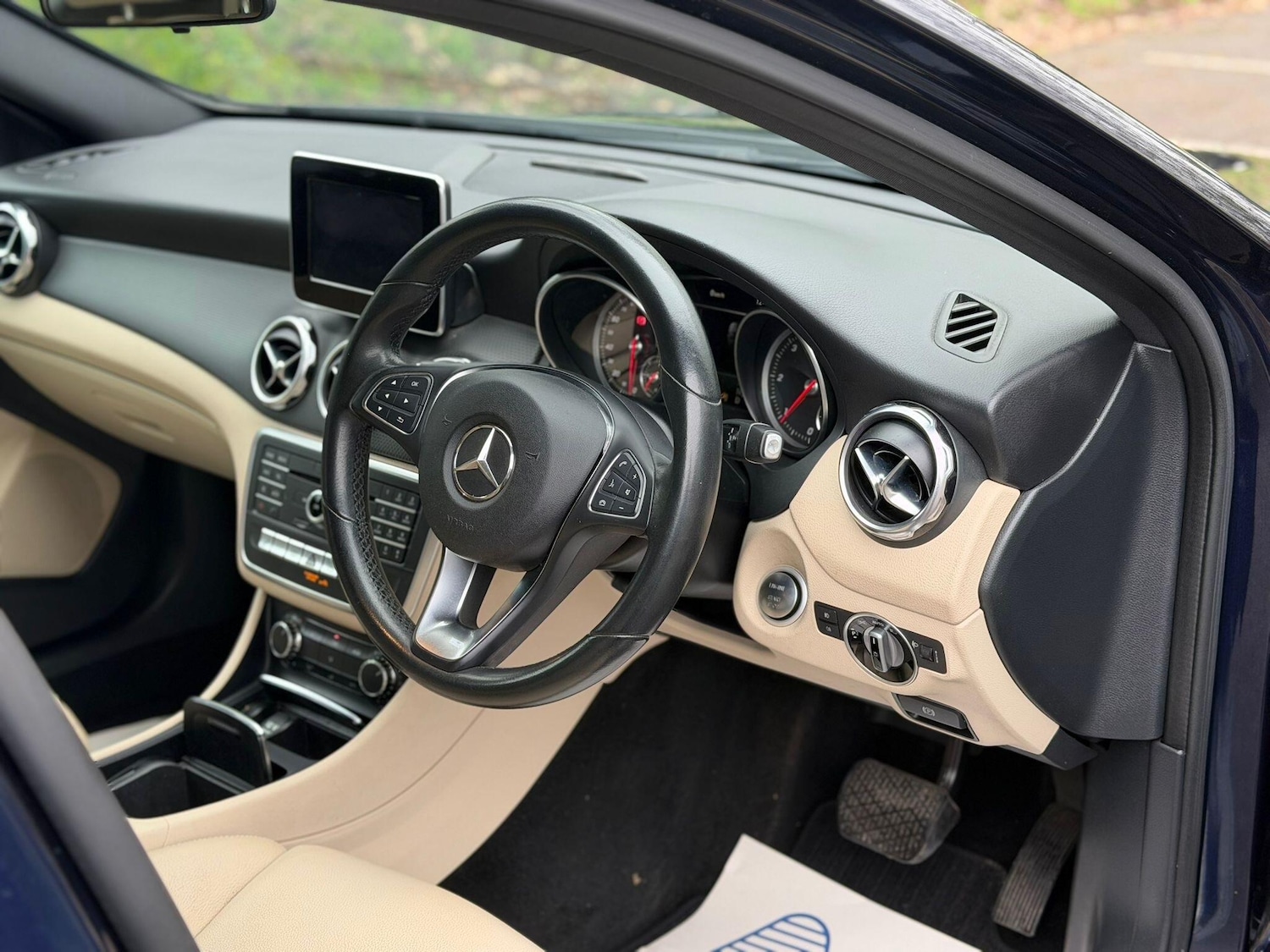 Used Mercedes-Benz GLA 2017 for sale - 77793957: Photo 10