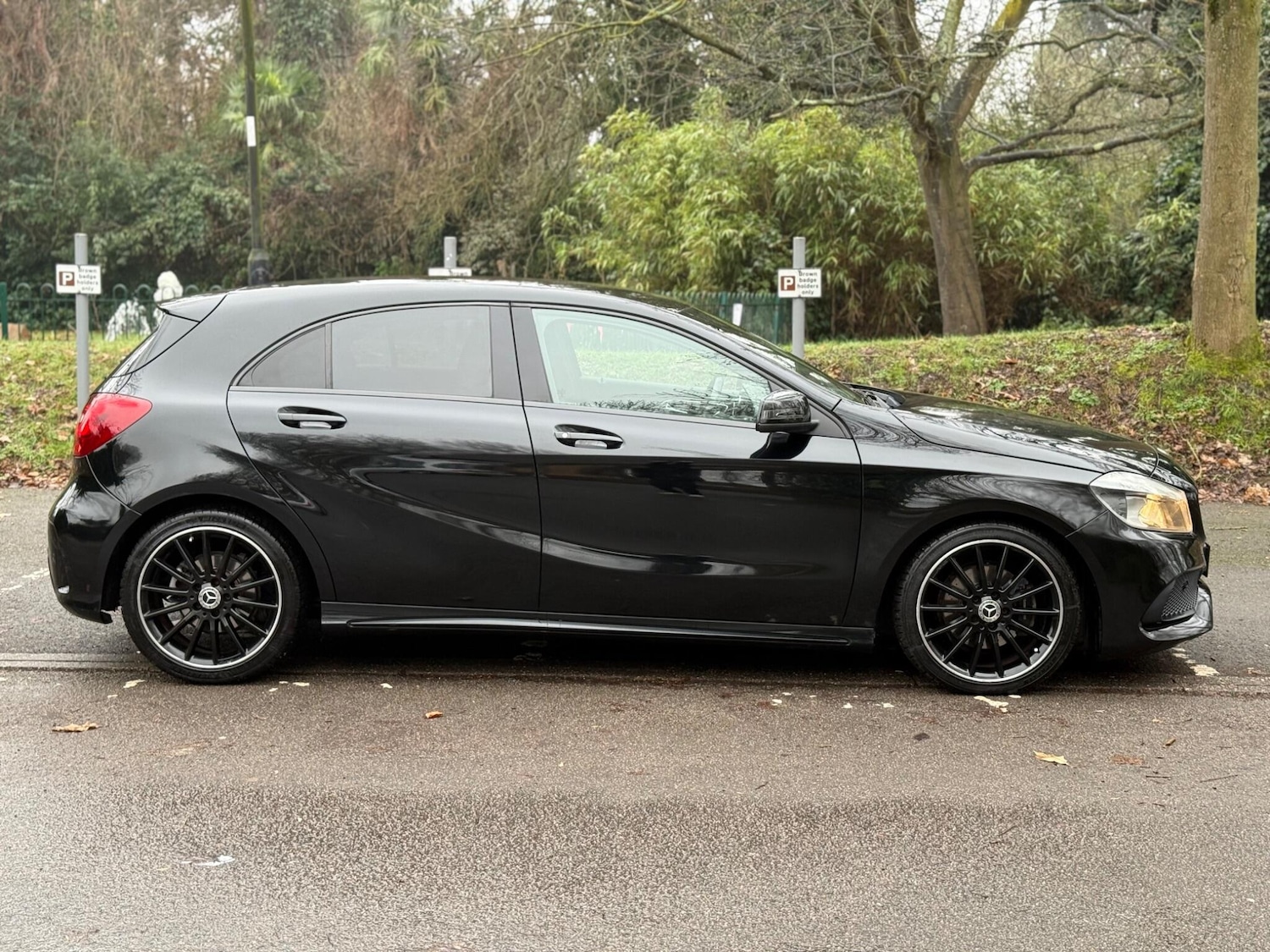 Used Mercedes-Benz A-Class 2017 for sale - 77155727: Photo 3