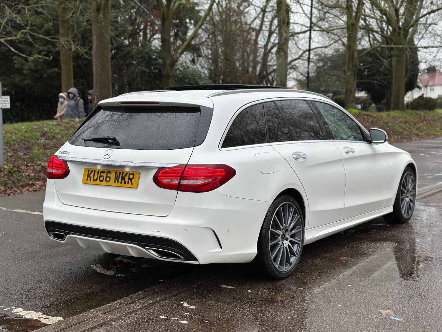 Used Mercedes-Benz C Class 2016 for sale - 77190939: Photo 3