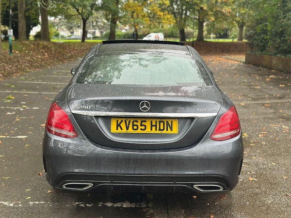 Used Mercedes-Benz C Class 2015 for sale - 76295146: Photo 5