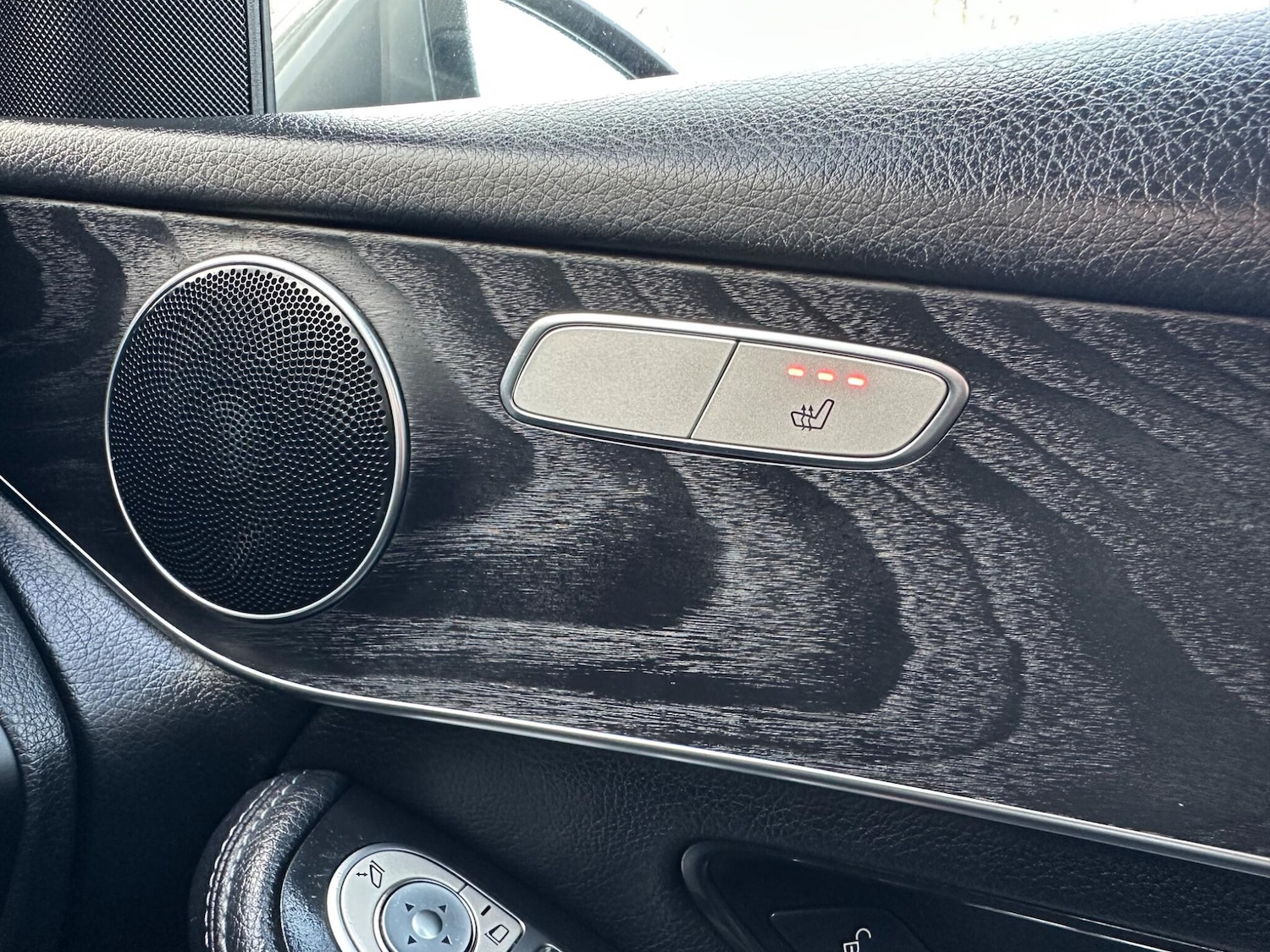 Used Mercedes-Benz GLC 2018 for sale - 77559332: Photo 24