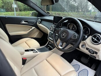 Used Mercedes-Benz GLA 2017 for sale - 77496777: Photo