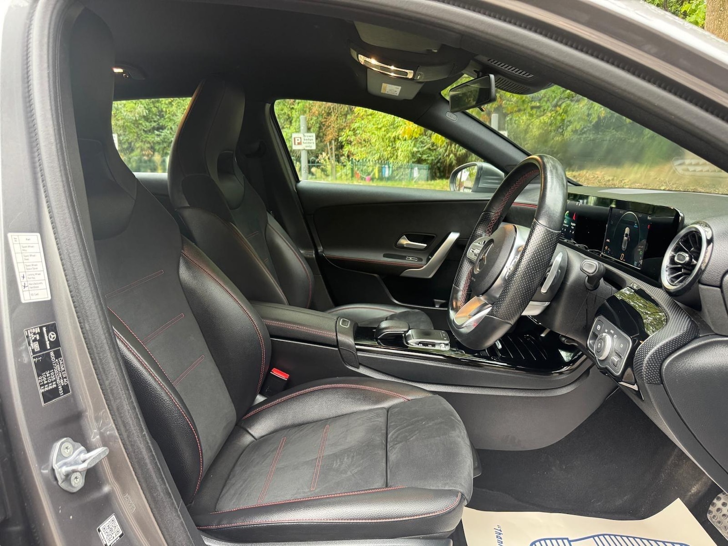 Used Mercedes-Benz A-Class 2018 for sale - 76989302: Photo 12