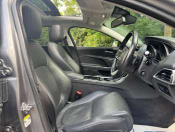 Used Jaguar XE 2017 for sale - 75186096: Photo