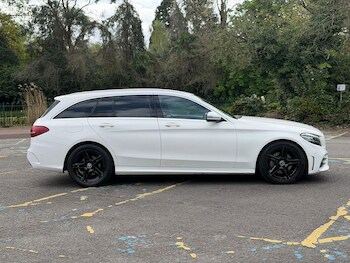 Used Mercedes-Benz C Class 2019 for sale - 78318230: Photo