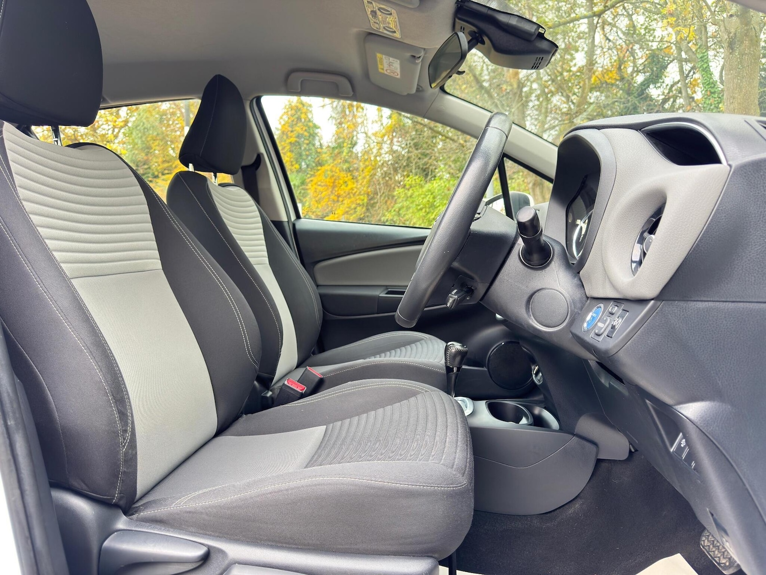 Used Toyota Yaris 2018 for sale - 76499202: Photo 12