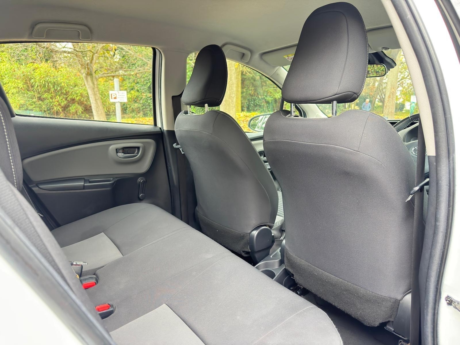 Used Toyota Yaris 2018 for sale - 76499202: Photo 20