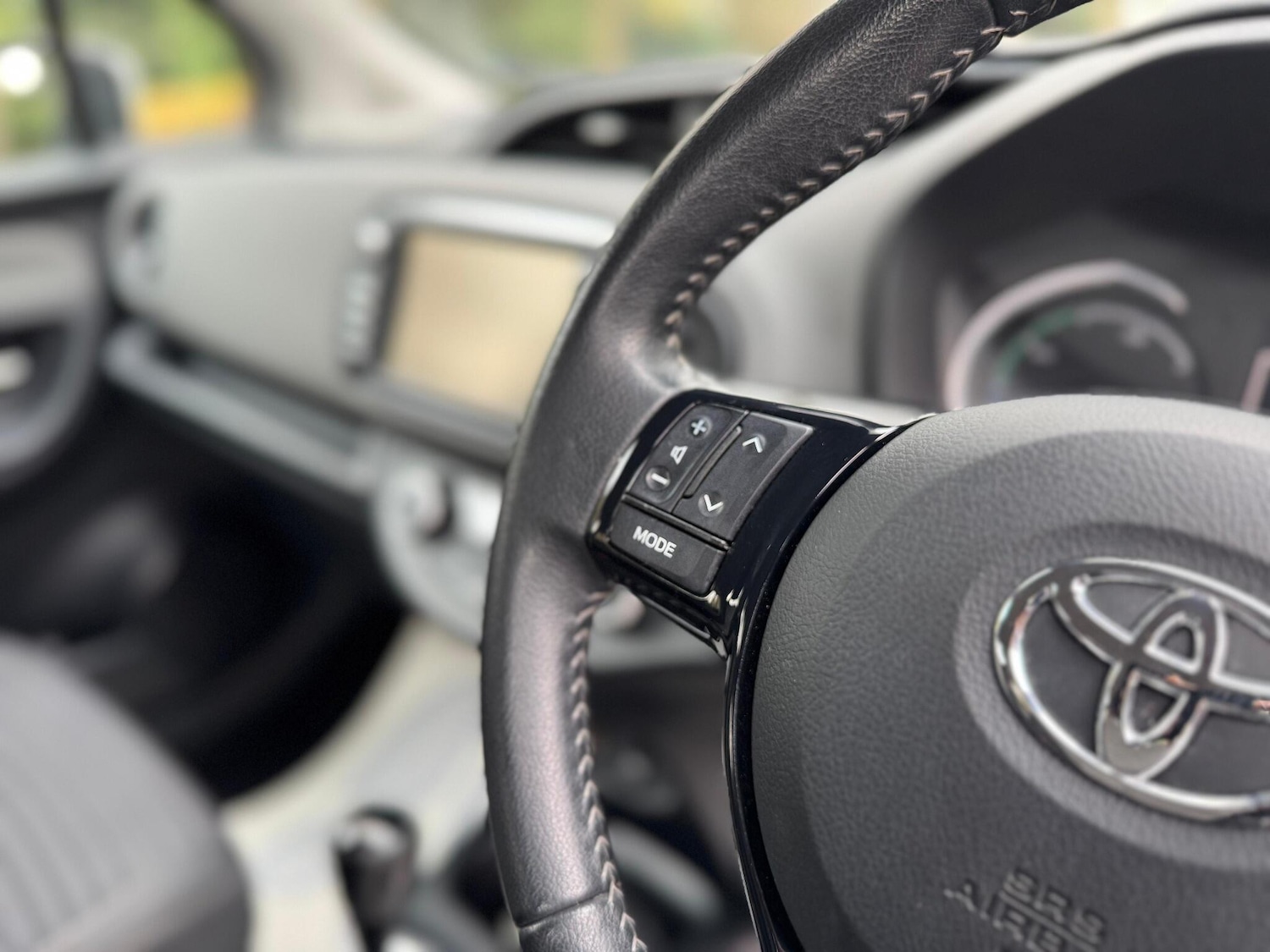 Used Toyota Yaris 2018 for sale - 76499202: Photo 25