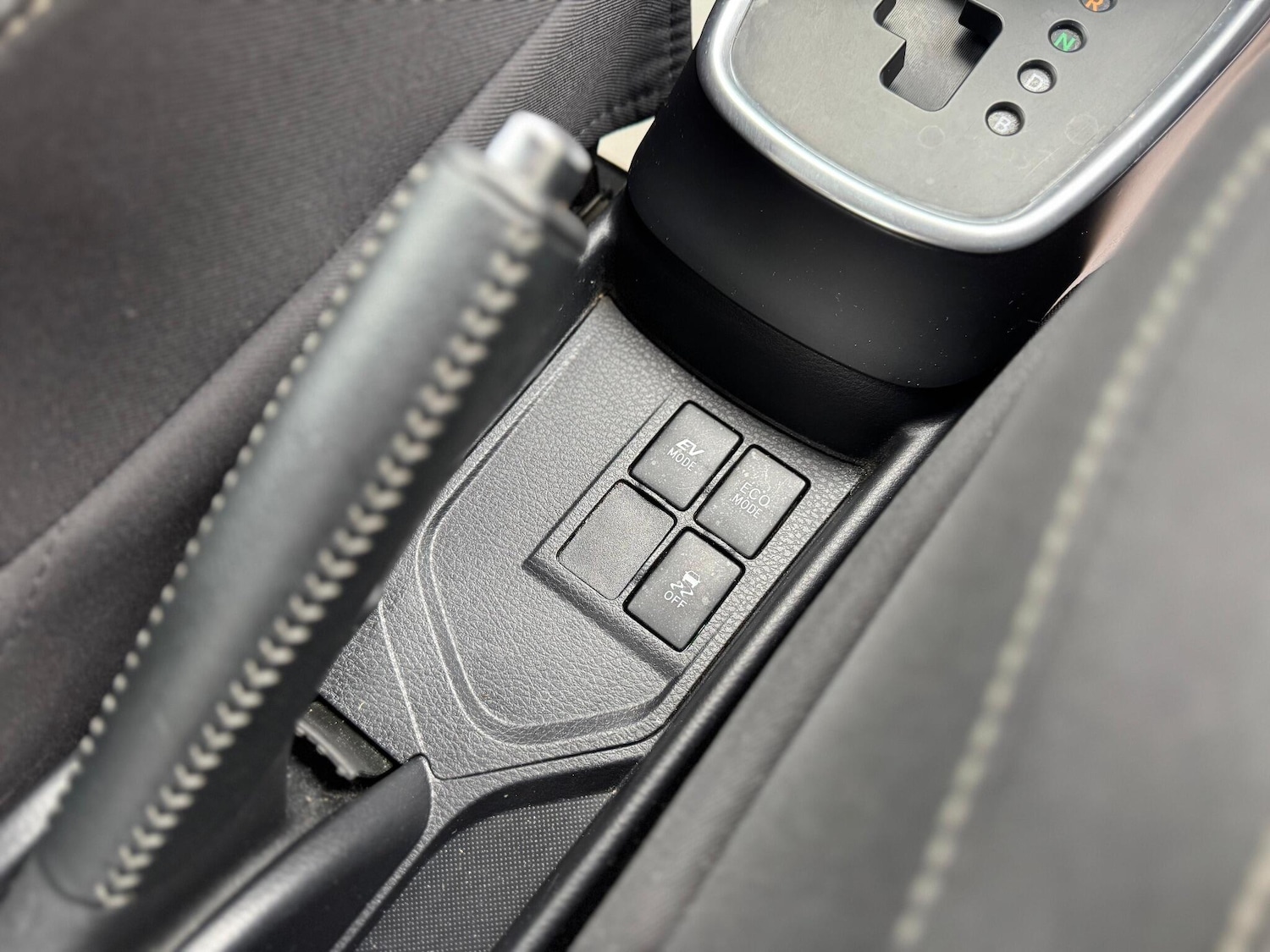 Used Toyota Yaris 2018 for sale - 76499202: Photo 29