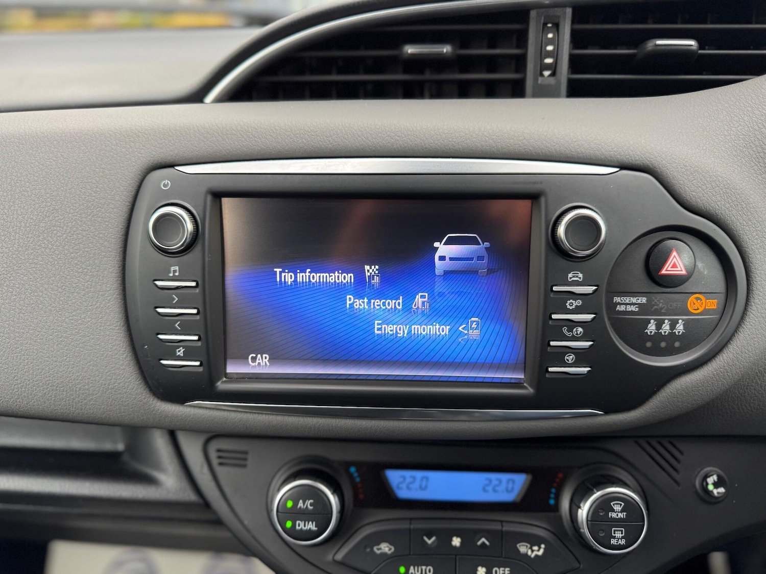 Used Toyota Yaris 2018 for sale - 76499202: Photo 34