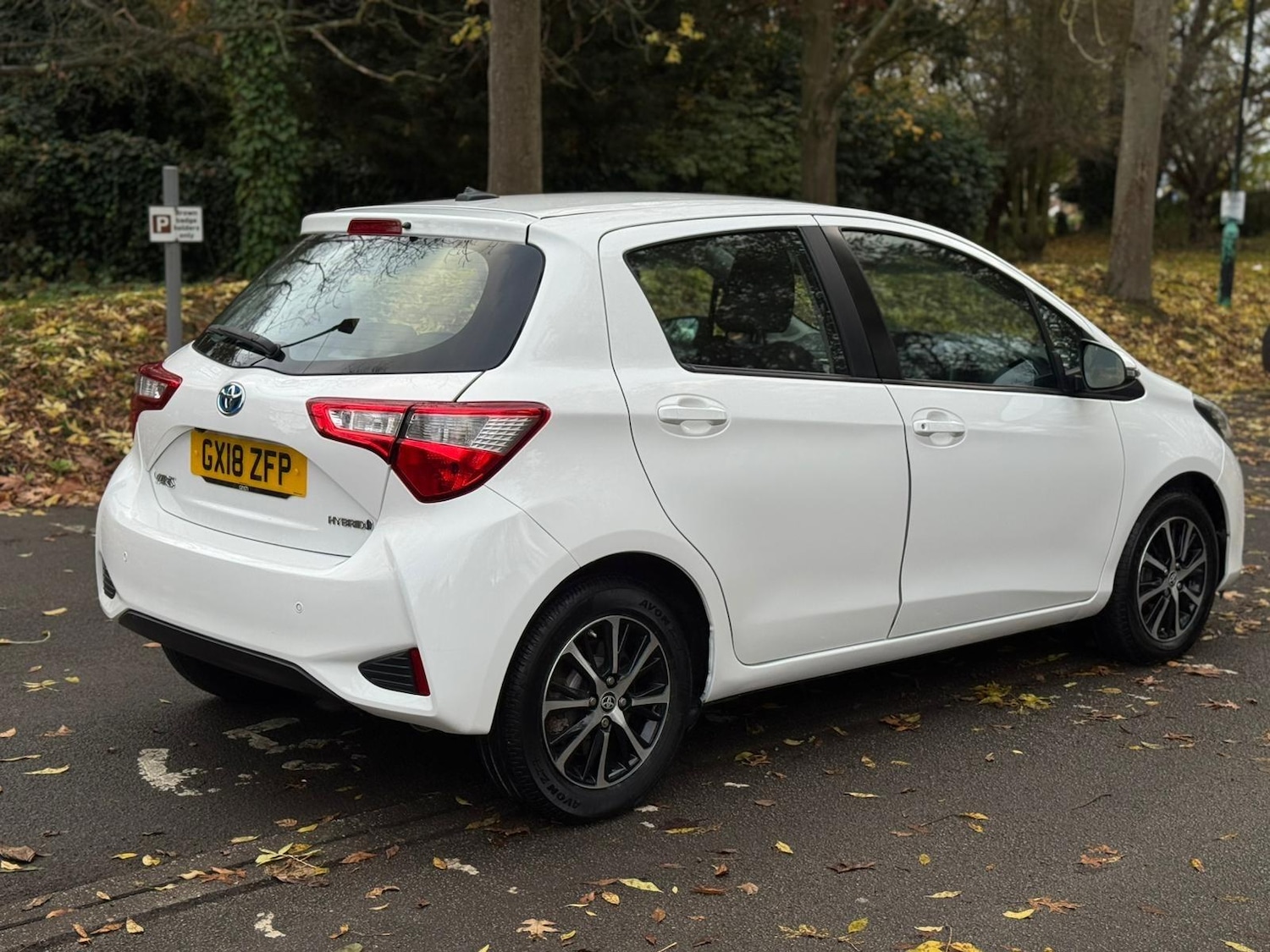 Used Toyota Yaris 2018 for sale - 76499202: Photo 4
