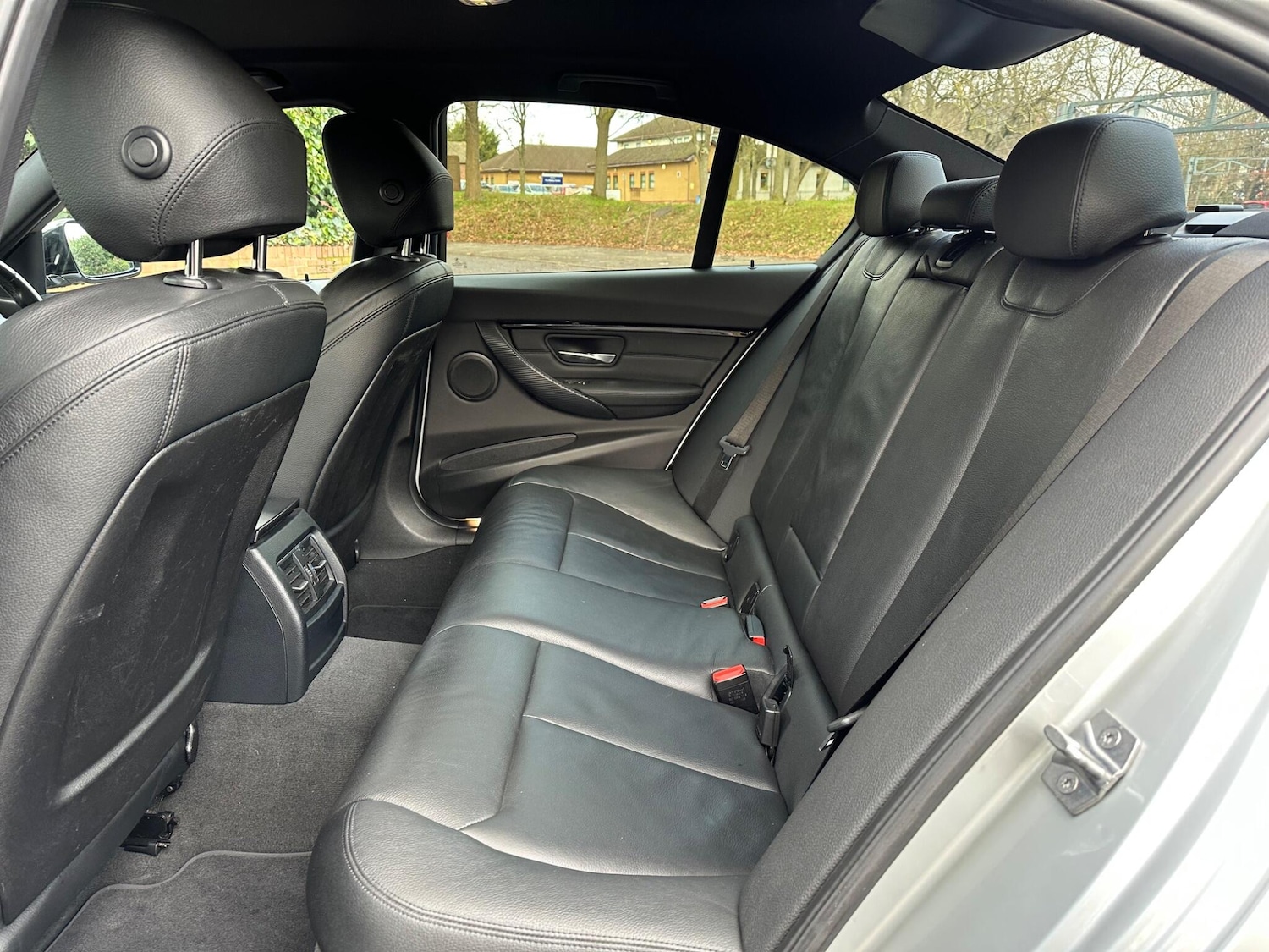 Used BMW 3 Series 2018 for sale - 76926975: Photo 17