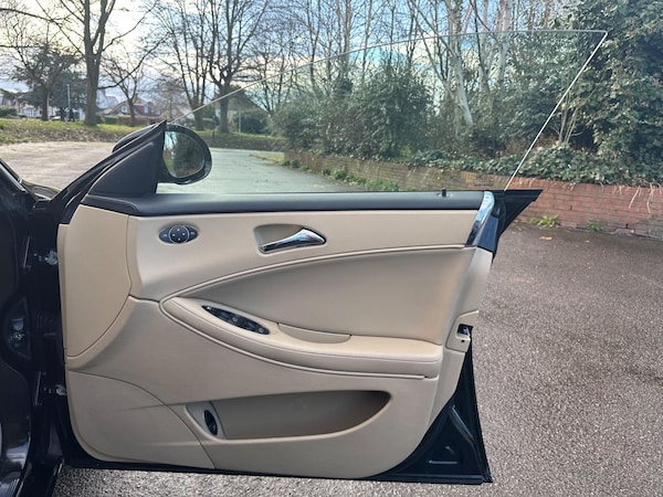 Used Mercedes-Benz CLS 2009 for sale - 74047980: Photo 13