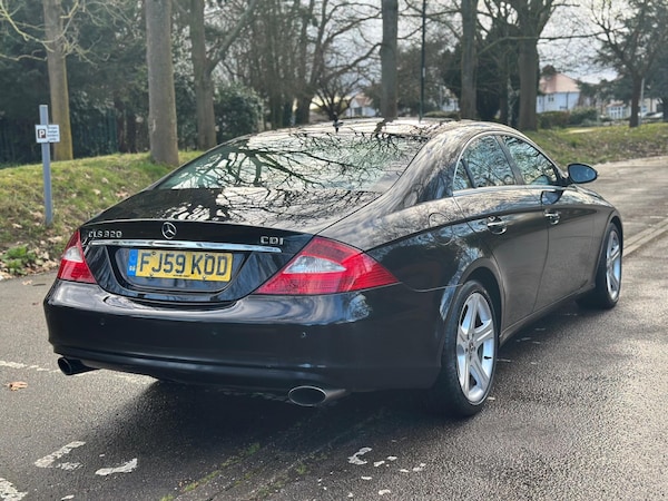 Used Mercedes-Benz CLS 2009 for sale - 74047980: Photo 5
