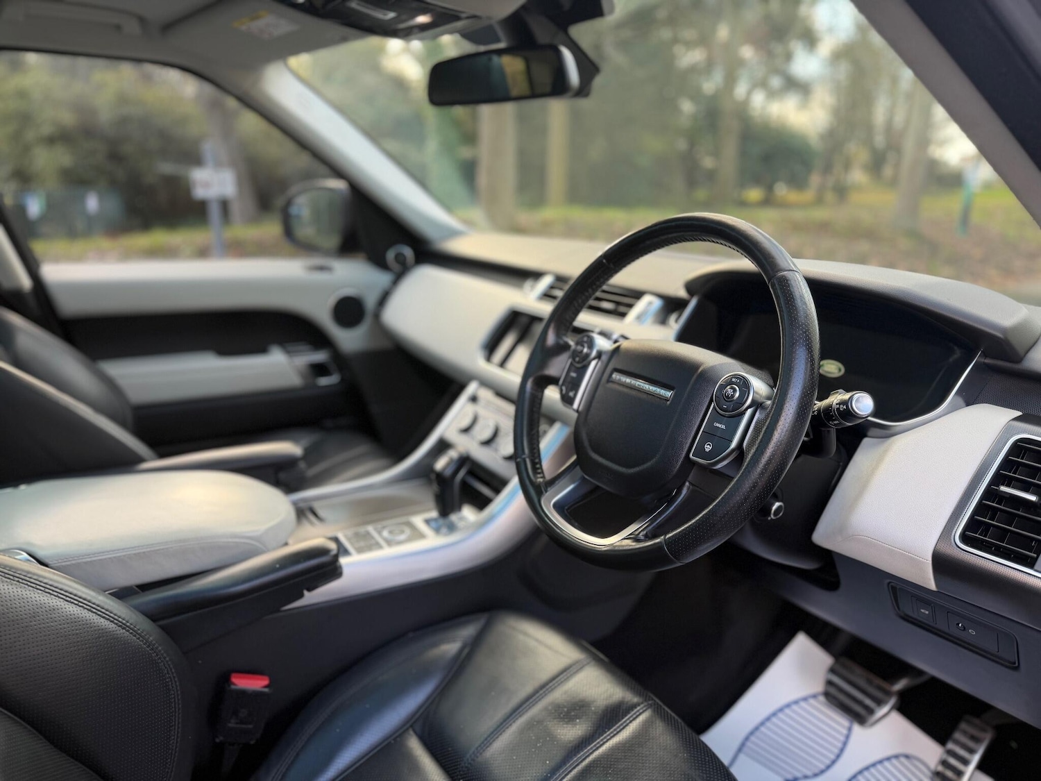 Used Land Rover Range Rover Sport 2016 for sale - 76742525: Photo 2