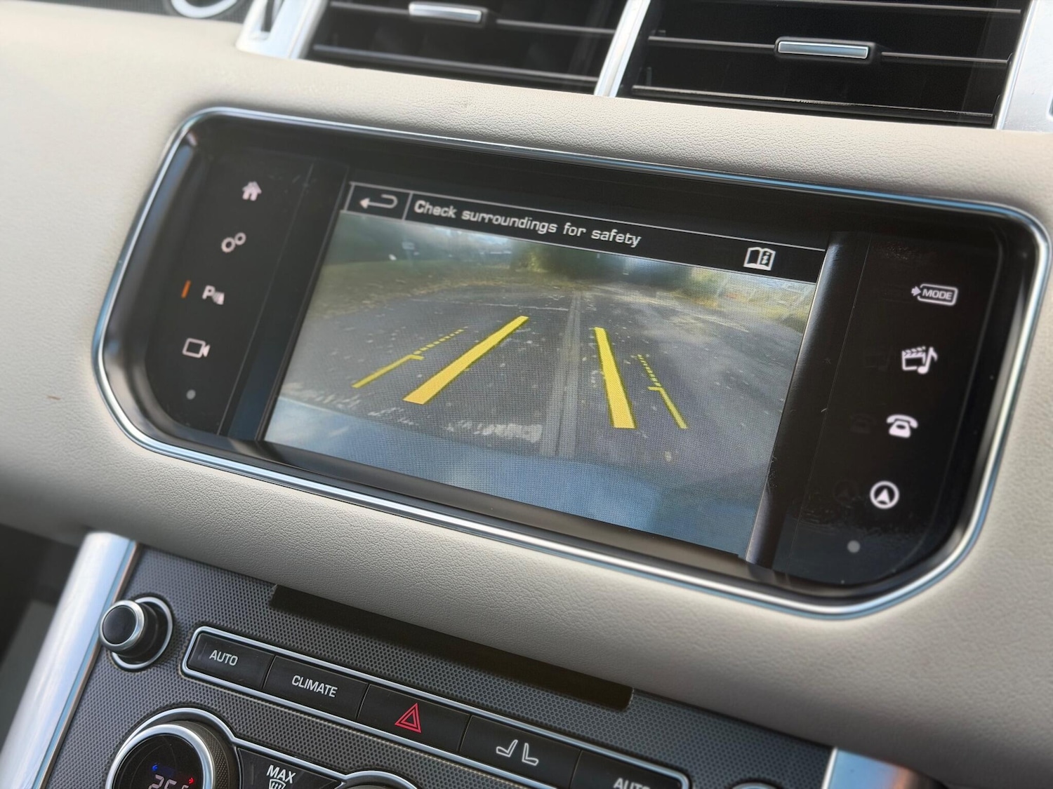 Used Land Rover Range Rover Sport 2016 for sale - 76742525: Photo 28