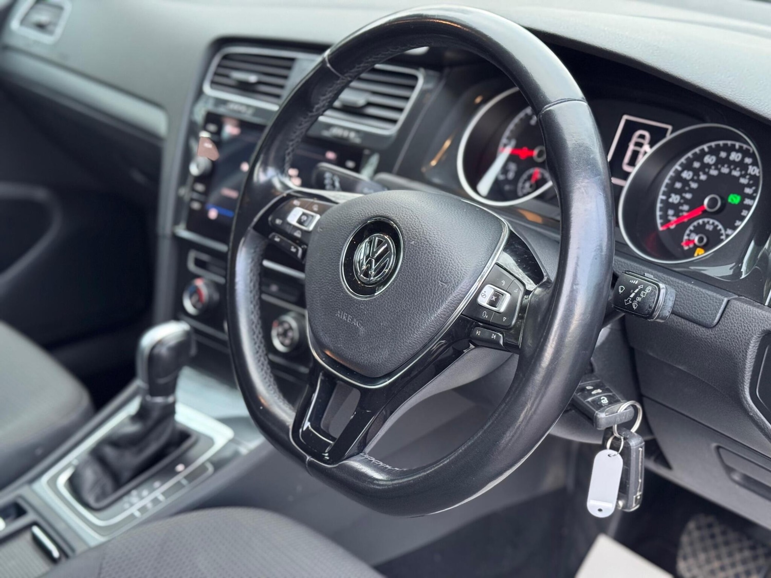 Used Volkswagen Golf 2018 for sale - 77425926: Photo 11