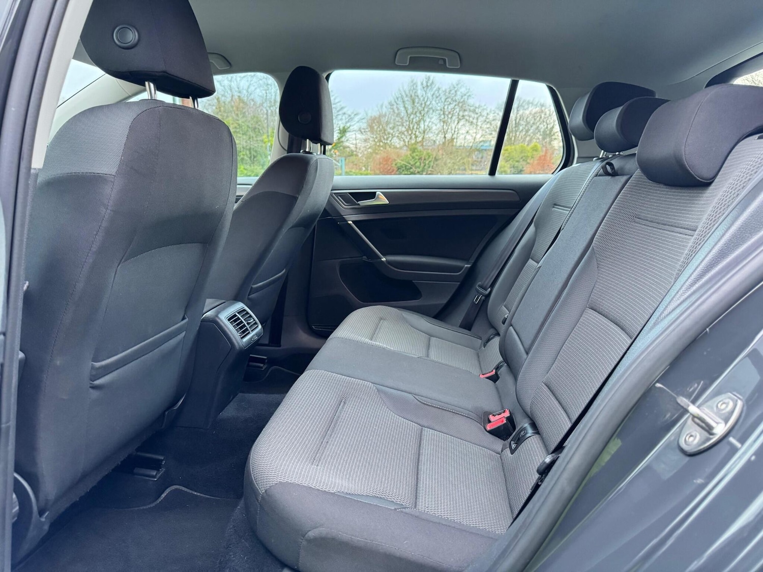 Used Volkswagen Golf 2018 for sale - 77425926: Photo 19