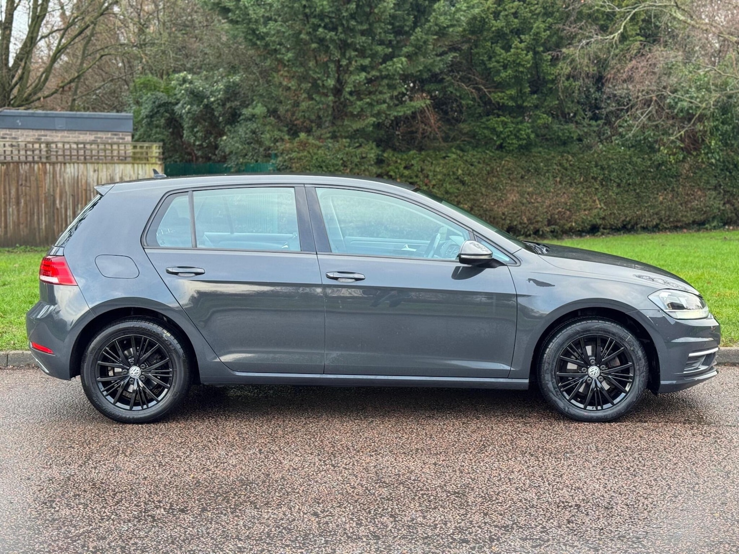 Used Volkswagen Golf 2018 for sale - 77425926: Photo 3