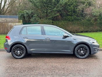 Used Volkswagen Golf 2018 for sale - 77425926: Photo