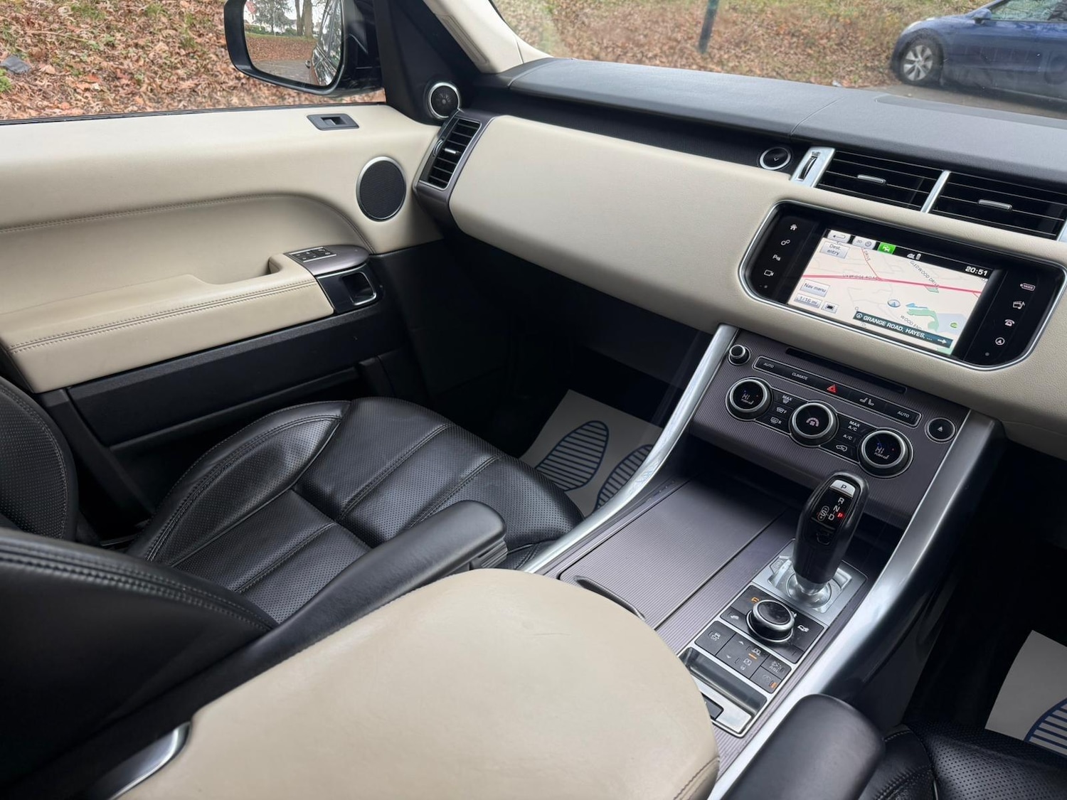 Used Land Rover Range Rover Sport 2015 for sale - 76926084: Photo 24