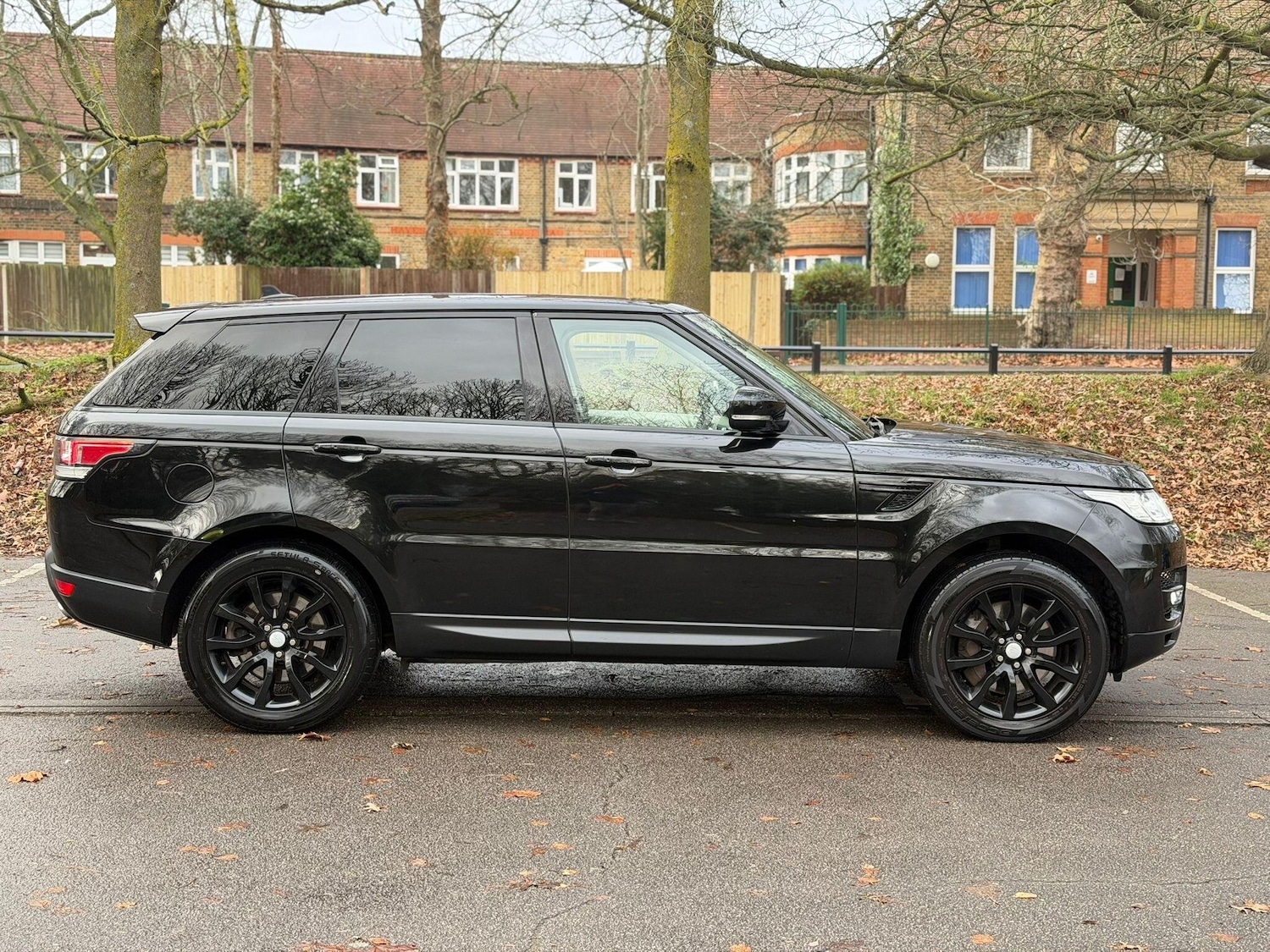 Used Land Rover Range Rover Sport 2015 for sale - 76926084: Photo 3