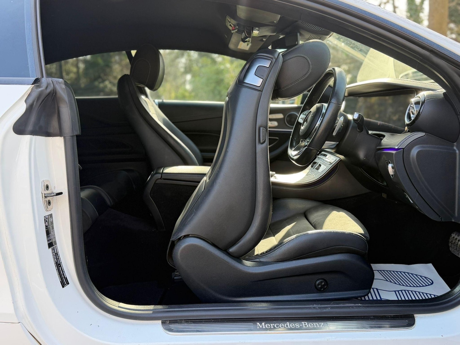 Used Mercedes-Benz E Class for sale - 77823817: Photo 13