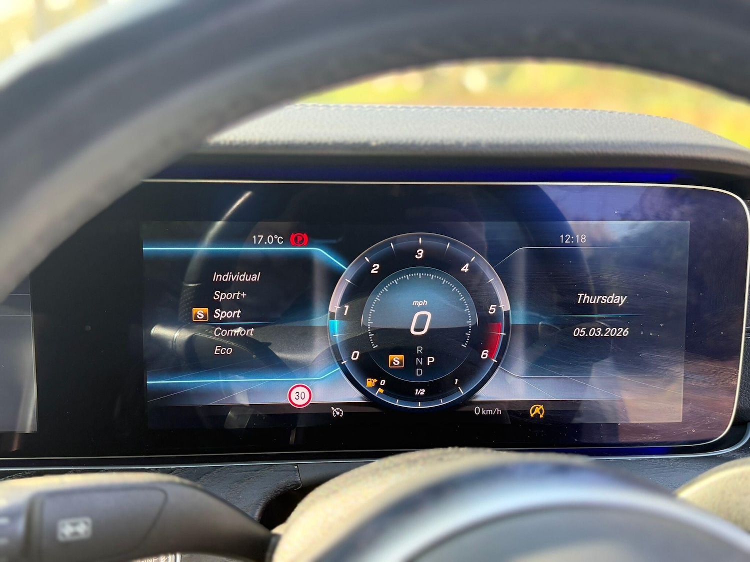 Used Mercedes-Benz E Class for sale - 77823817: Photo 22