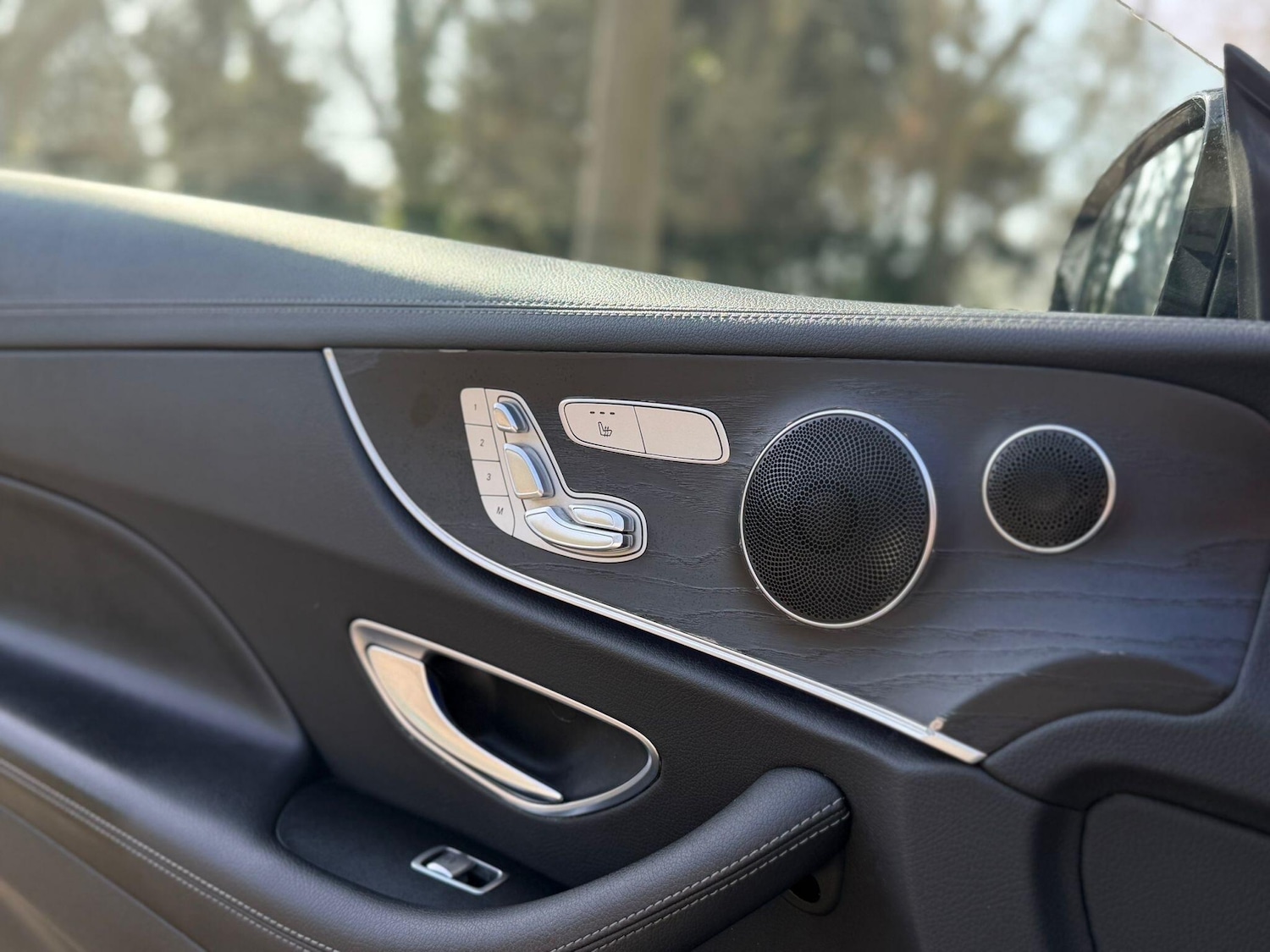 Used Mercedes-Benz E Class for sale - 77823817: Photo 24