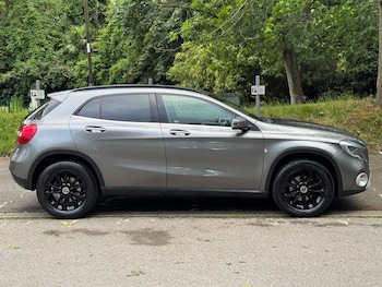 Used Mercedes-Benz GLA 2018 for sale - 78822886: Photo