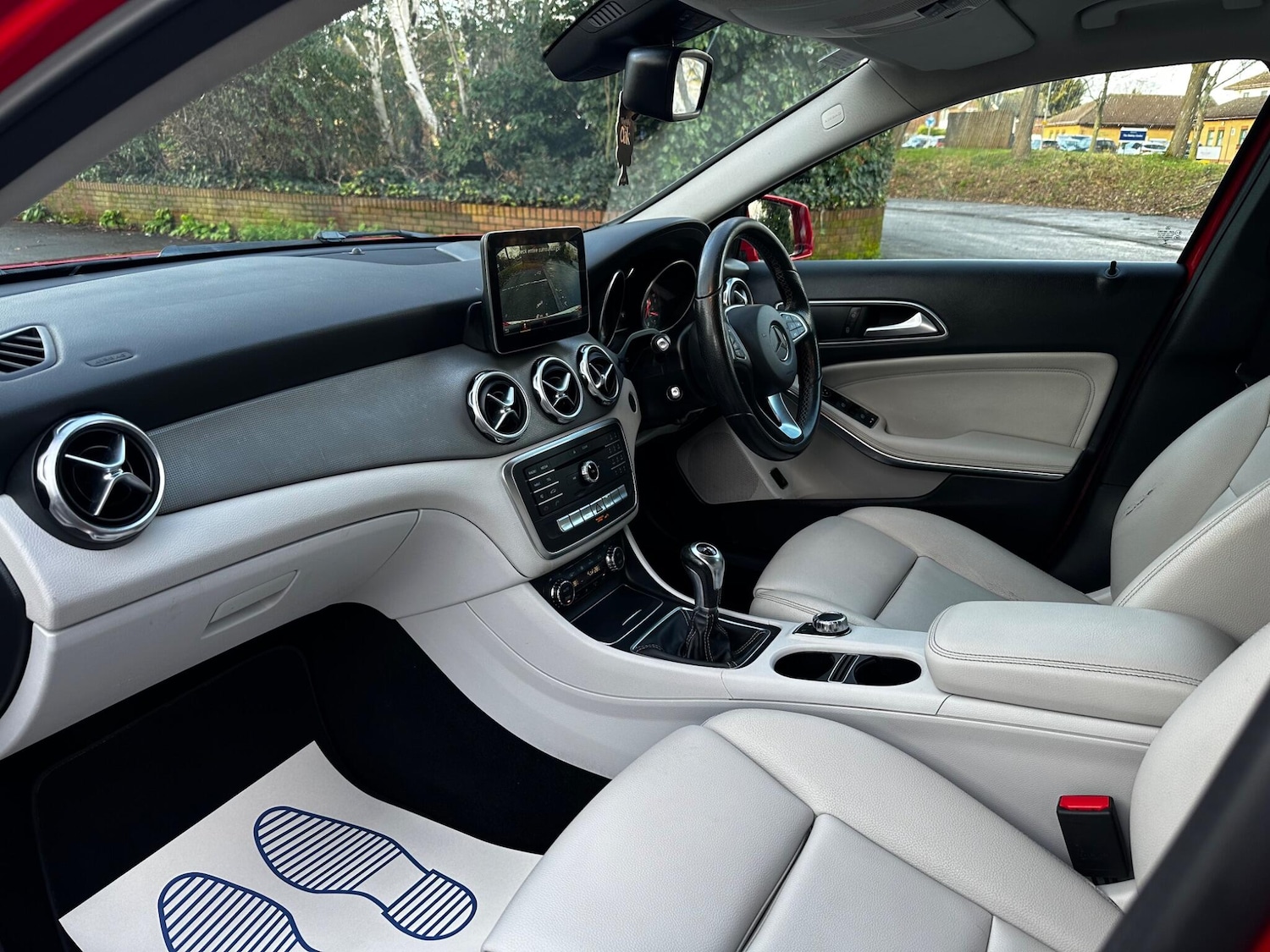 Used Mercedes-Benz GLA for sale - 77237490: Photo 2