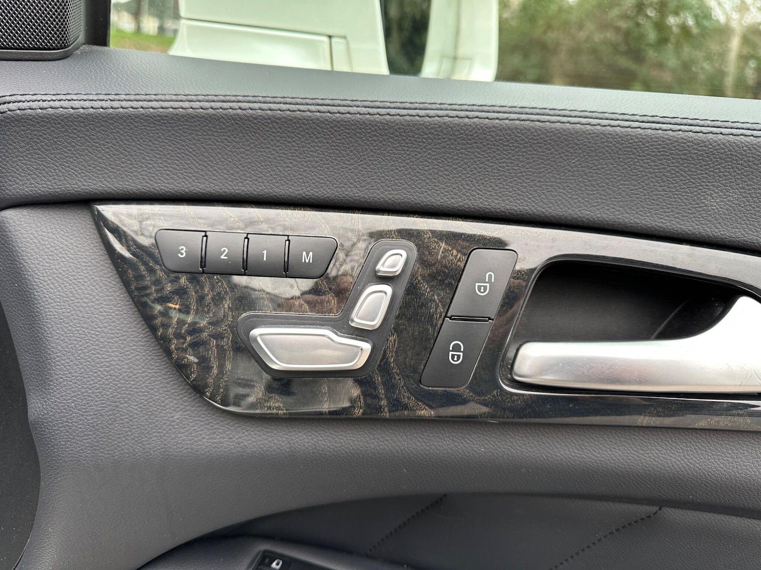 Used Mercedes-Benz CLS for sale - 77794267: Photo 26