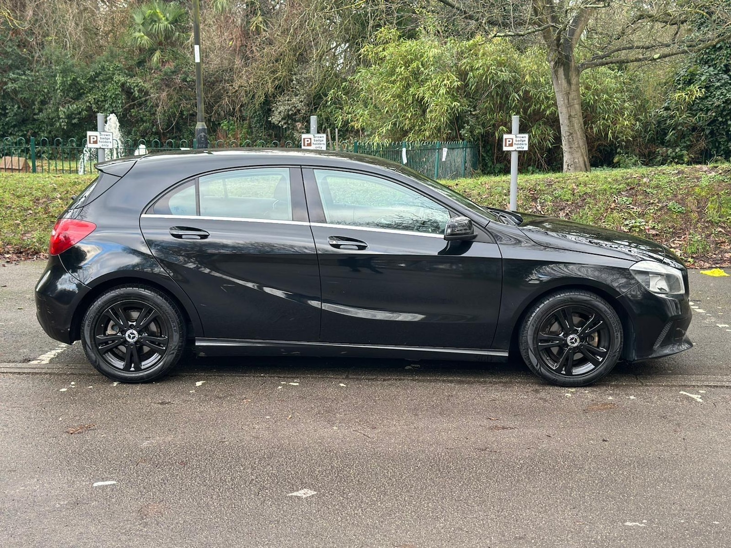 Used Mercedes-Benz A-Class 2016 for sale - 77425948: Photo 3