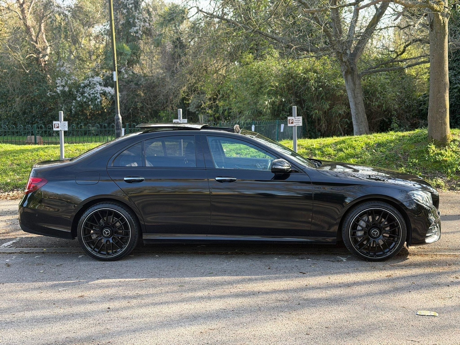 Used Mercedes-Benz E Class 2017 for sale - 78047791: Photo 2