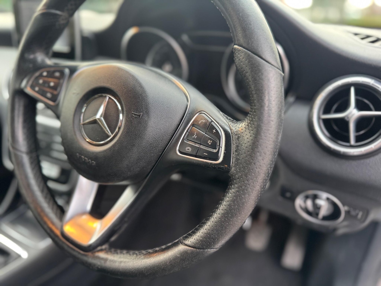 Used Mercedes-Benz CLA for sale - 77175919: Photo 17