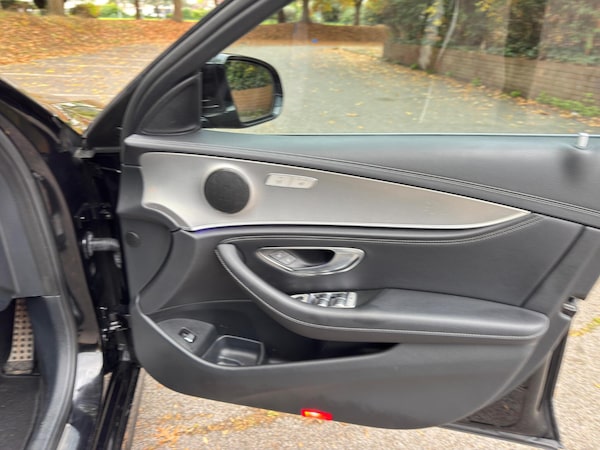 Used Mercedes-Benz E Class 2017 for sale - 76294639: Photo 27