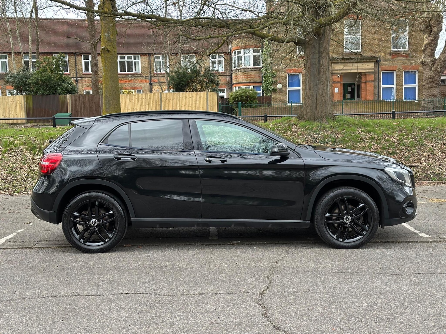 Used Mercedes-Benz GLA 2019 for sale - 77925009: Photo 3