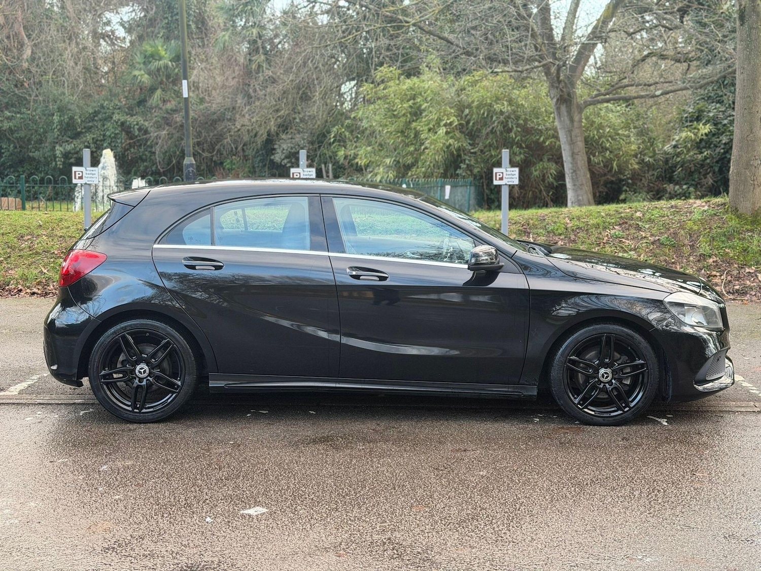 Used Mercedes-Benz A-Class 2017 for sale - 77306060: Photo 3