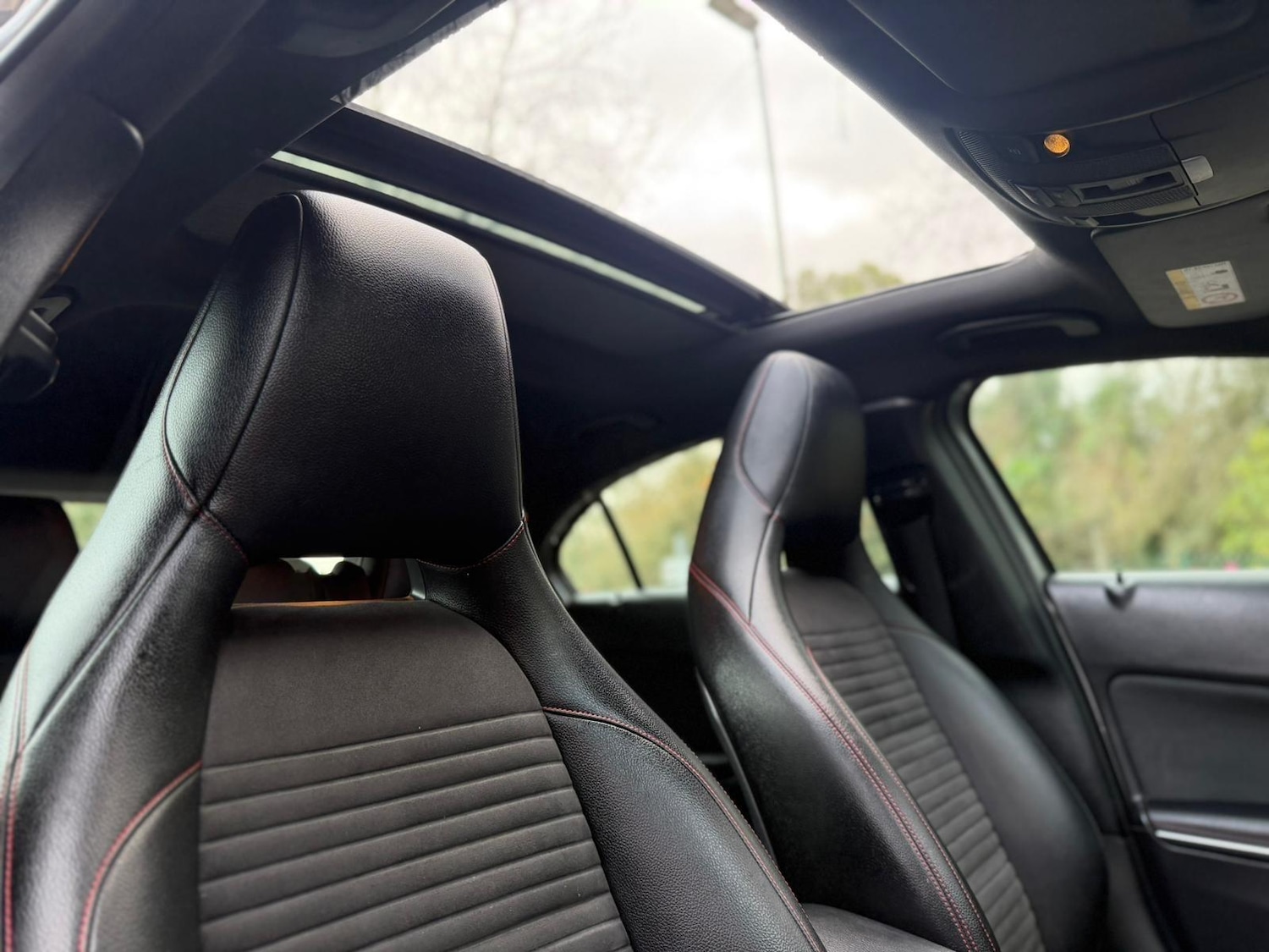 Used Mercedes-Benz A-Class for sale - 77175928: Photo 2