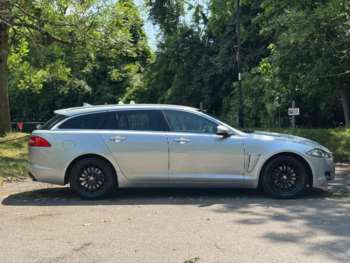 Used Jaguar XF 2015 for sale - 75001863: Photo