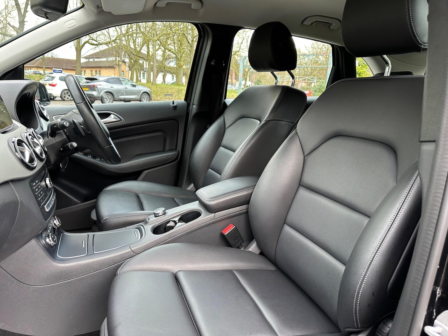 Used Mercedes-Benz B Class 2017 for sale - 77511290: Photo 17