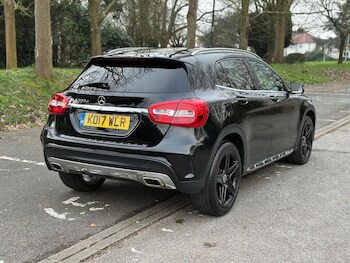 Used Mercedes-Benz GLA 2017 for sale - 77769260: Photo