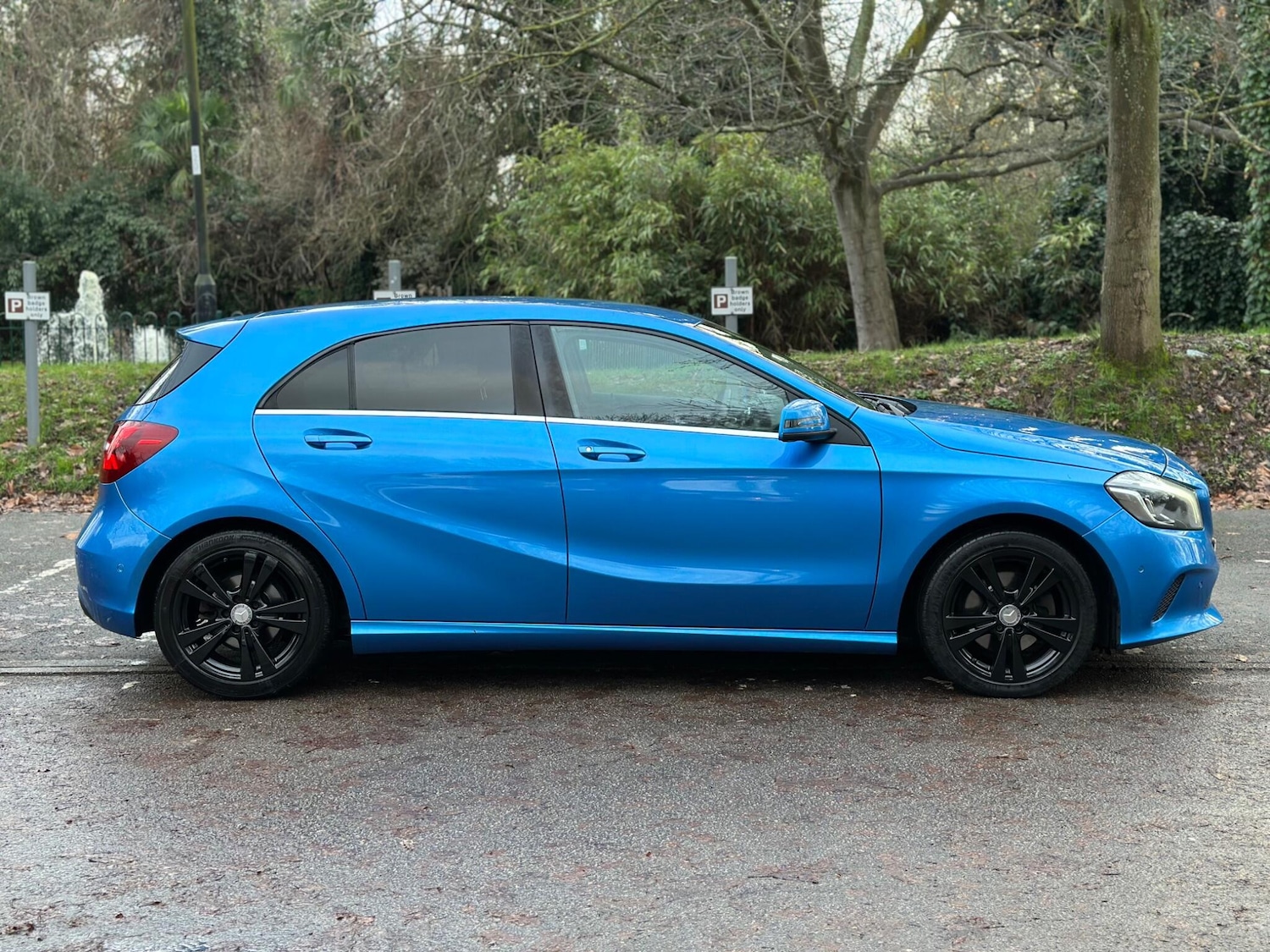 Used Mercedes-Benz A-Class 2016 for sale - 77143739: Photo 2