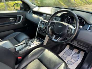 Used Land Rover Discovery Sport 2016 for sale - 74957421: Photo