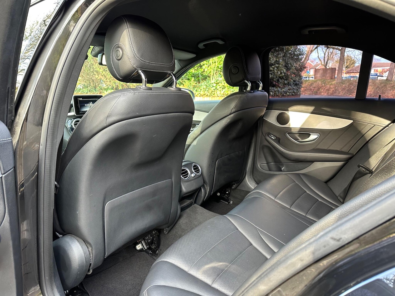 Used Mercedes-Benz C Class 2015 for sale - 76832380: Photo 16