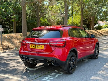 Used Mercedes-Benz GLA 2019 for sale - 79396411: Photo